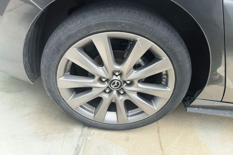 Used Mazda 3 Axela 2021 2.0L Automatic ZhiXuan Edition Right Rear Wheel Hub
