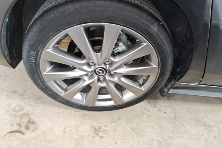Used Mazda 3 Axela 2021 2.0L Automatic ZhiXuan Edition Right Rear Wheel Hub