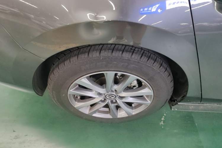 Used Mazda 3 Axela 2021 2.0L Automatic Zhiqing Edition Right Rear Wheel Hub