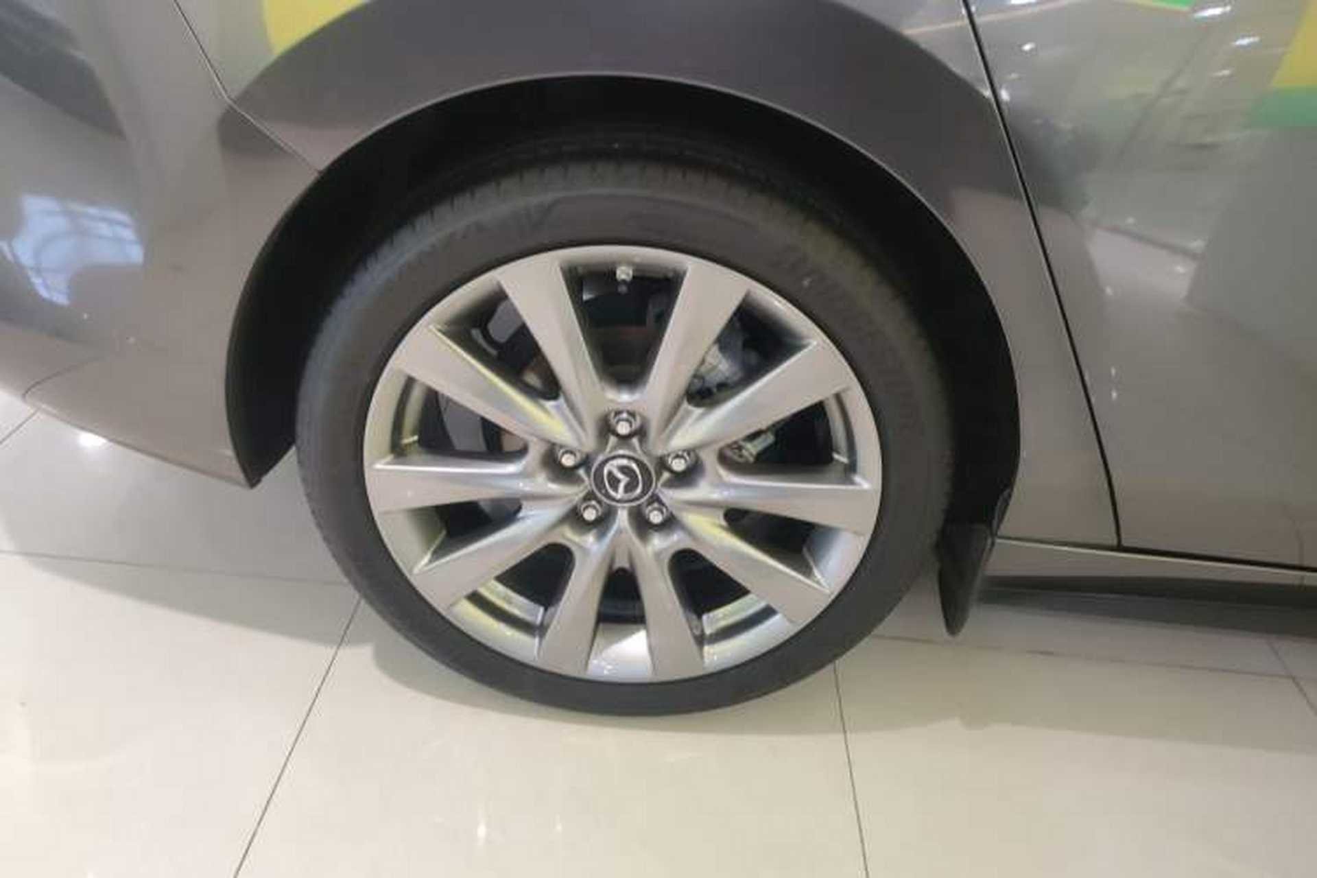Used Mazda 3 Axela 2021 2.0L Automatic Zhiya Edition Right Rear Wheel Hub
