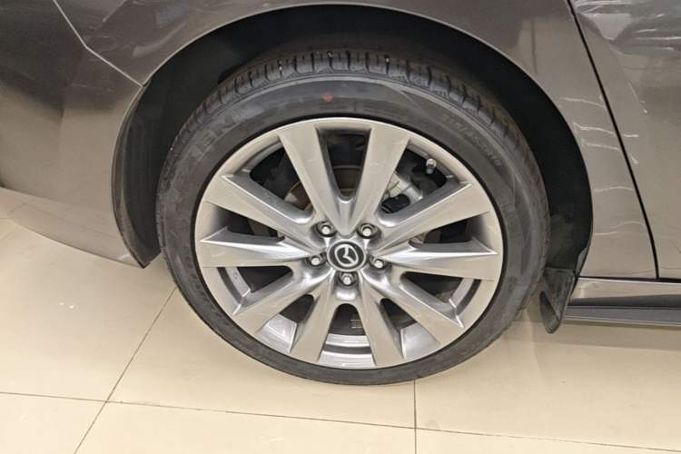 Used Mazda 3 Axela 2021 2.0L Automatic Zhiyao Edition Right Rear Wheel Hub