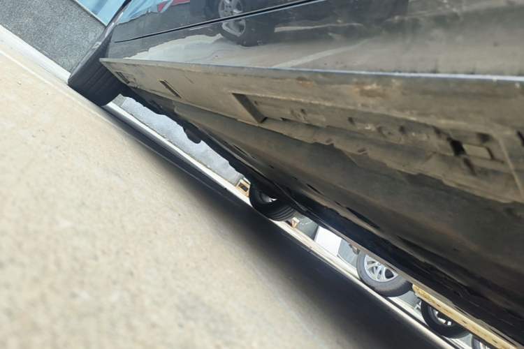 Used Mazda 3 Axela 2021 2.0L Automatic ZhiXuan Edition Right Side Sill