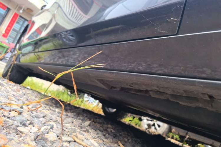 Used Mazda 3 Axela 2021 2.0L Automatic Zhiya Edition Right Side Sill