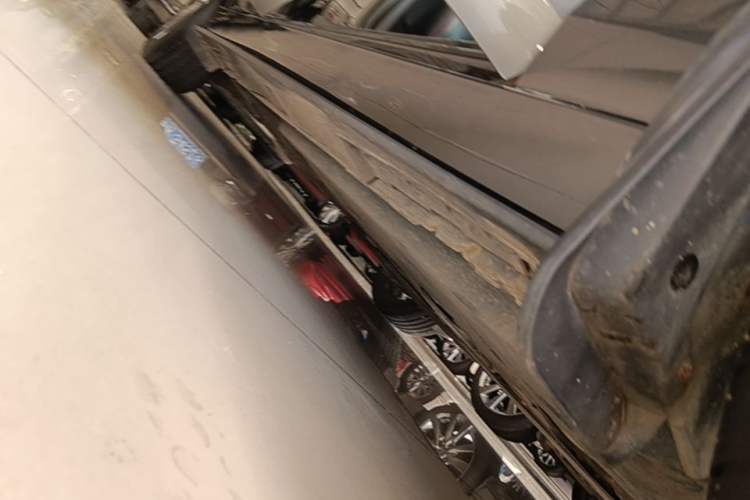 Used Mazda 3 Axela 2021 2.0L Automatic ZhiXuan Edition Right Side Sill