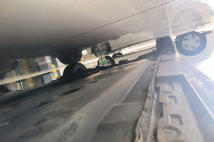 Used Mazda 3 Axela 2021 2.0L Automatic ZhiXuan Edition Right Side Sill