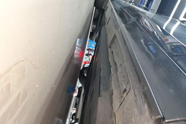 Used Mazda 3 Axela 2021 2.0L Automatic Zhiyao Edition Right Side Sill