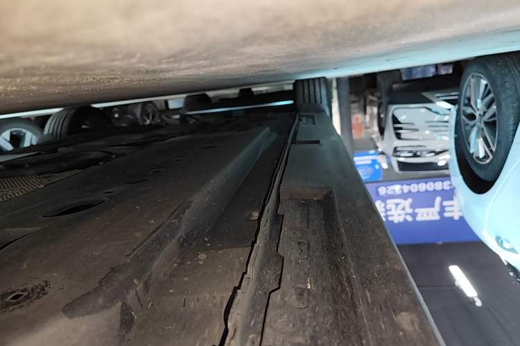 Used Mazda 3 Axela 2021 2.0L Automatic ZhiXuan Edition Right Side Sill