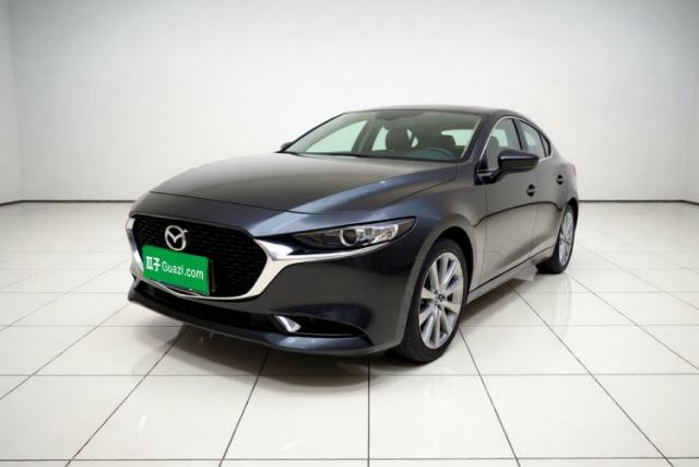 Ojetý Mazda 3 Axela 2021 2.0L Automatic ZhiXuan Edition