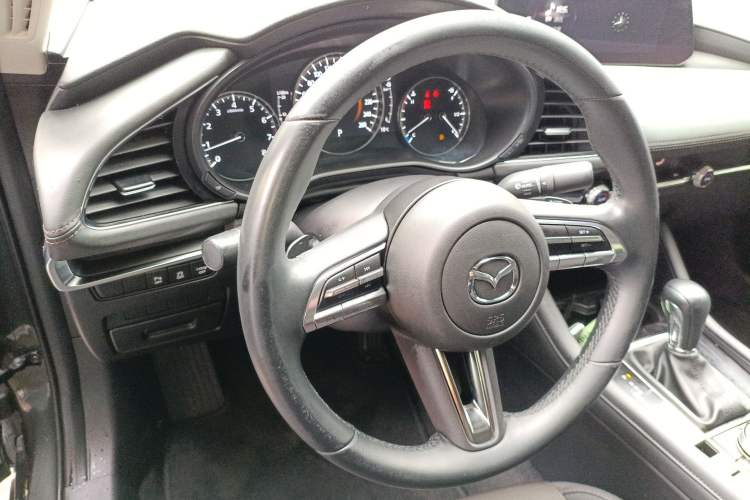 Used Mazda 3 Axela 2021 2.0L Automatic ZhiXuan Edition Steering Wheel