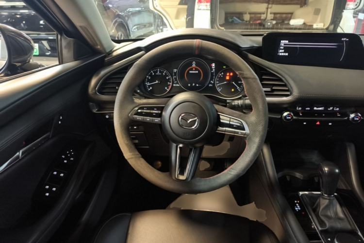 Used Mazda 3 Axela 2021 2.0L Automatic Zhiyao Edition Steering Wheel