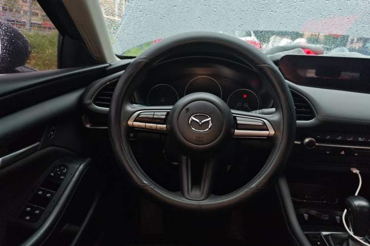 Used Mazda 3 Axela 2021 2.0L Automatic Zhiqing Edition Steering Wheel