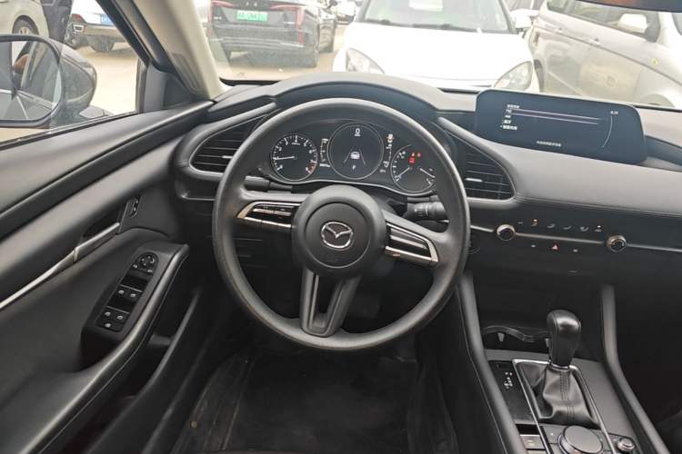 Used Mazda 3 Axela 2021 2.0L Automatic Zhiqing Edition Steering Wheel