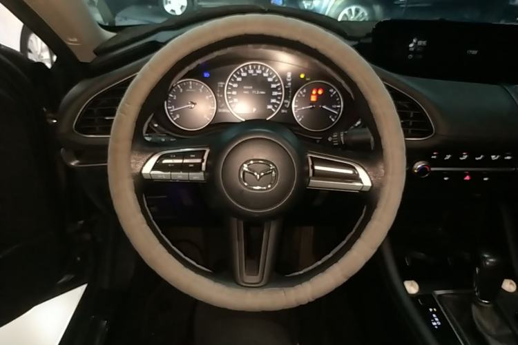 Used Mazda 3 Axela 2021 2.0L Automatic Zhiqing Edition Steering Wheel