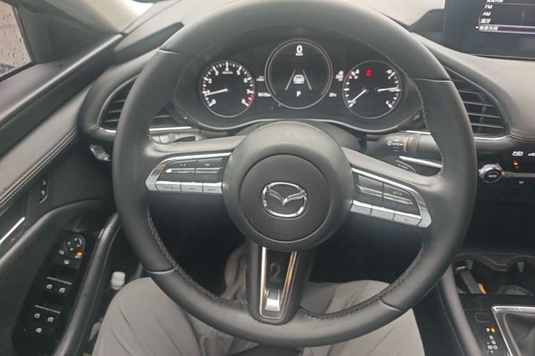 Used Mazda 3 Axela 2021 2.0L Automatic Zhiya Edition Steering Wheel