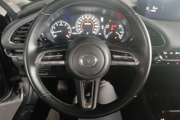 Used Mazda 3 Axela 2021 2.0L Automatic Zhiya Edition Steering Wheel