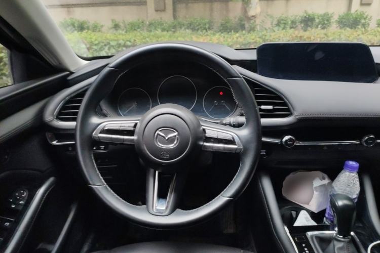 Used Mazda 3 Axela 2021 2.0L Automatic Zhi Rui Edition Steering Wheel