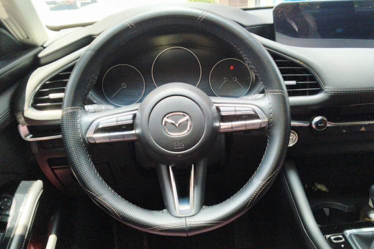 Used Mazda 3 Axela 2021 2.0L Automatic ZhiXuan Edition Steering Wheel