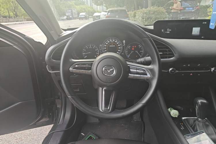 Used Mazda 3 Axela 2021 2.0L Automatic ZhiXuan Edition Steering Wheel