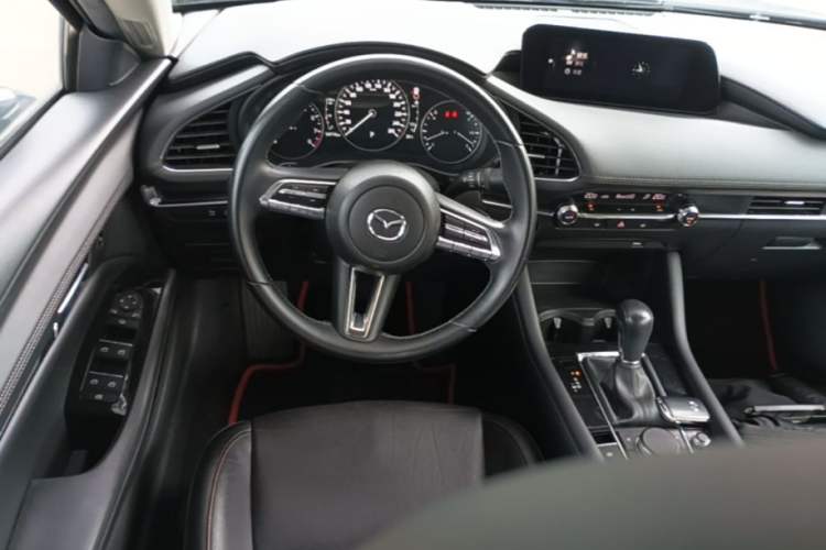 Used Mazda 3 Axela 2021 2.0L Automatic Zhiya Edition Steering Wheel