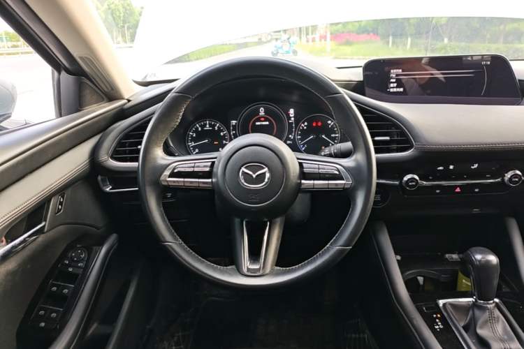 Used Mazda 3 Axela 2021 2.0L Automatic ZhiXuan Edition Steering Wheel