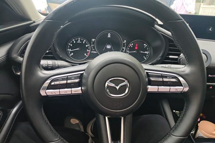 Used Mazda 3 Axela 2021 2.0L Automatic ZhiXuan Edition Steering Wheel