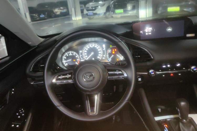 Used Mazda 3 Axela 2021 2.0L Automatic Zhiya Edition Steering Wheel