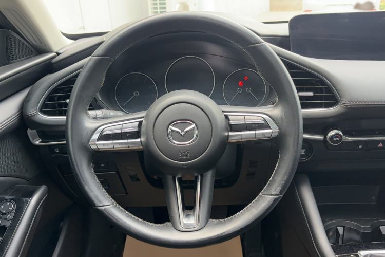 Used Mazda 3 Axela 2021 2.0L Automatic Zhiyao Edition Steering Wheel