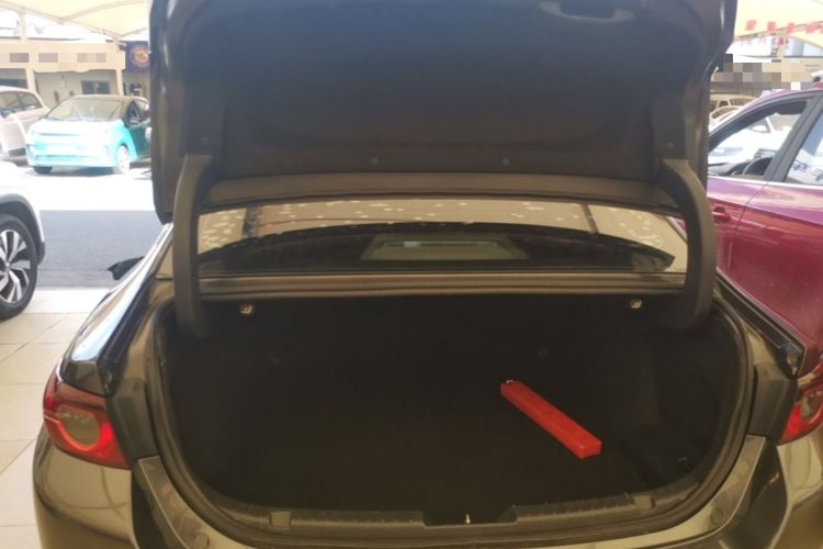 Used Mazda 3 Axela 2021 1.5L Automatic ZhiMei Edition Trunk