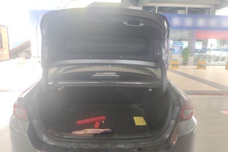 Used Mazda 3 Axela 2021 2.0L Automatic ZhiXuan Edition Trunk