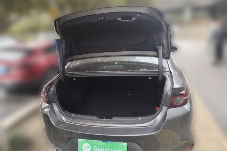 Used Mazda 3 Axela 2021 2.0L Automatic Zhi Rui Edition Trunk