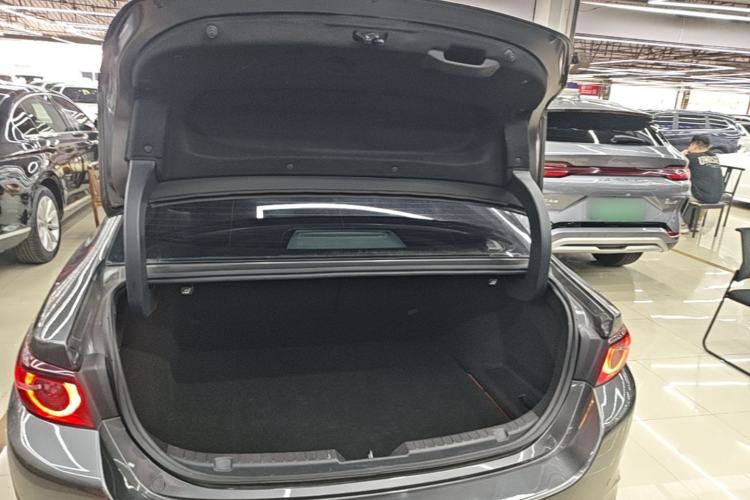 Used Mazda 3 Axela 2021 2.0L Automatic Zhiyao Edition Trunk