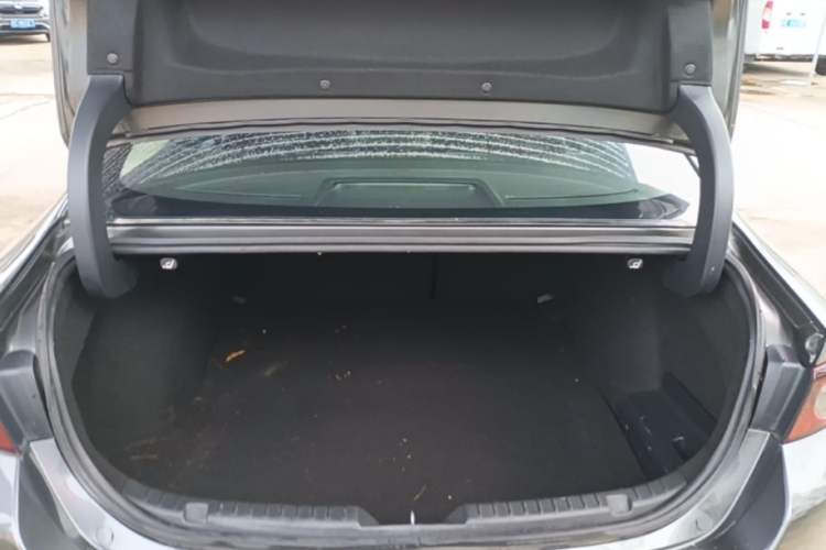 Used Mazda 3 Axela 2021 2.0L Automatic Zhiya Edition Trunk