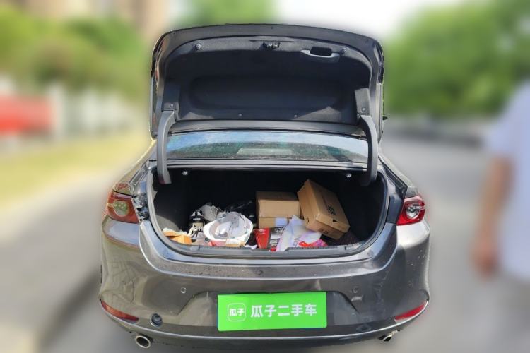 Used Mazda 3 Axela 2021 2.0L Automatic Zhiqing Edition Trunk
