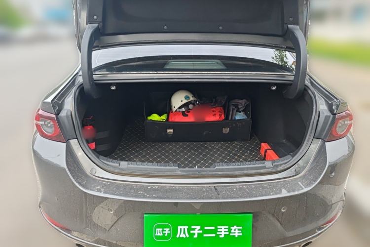 Used Mazda 3 Axela 2021 2.0L Automatic ZhiXuan Edition Trunk