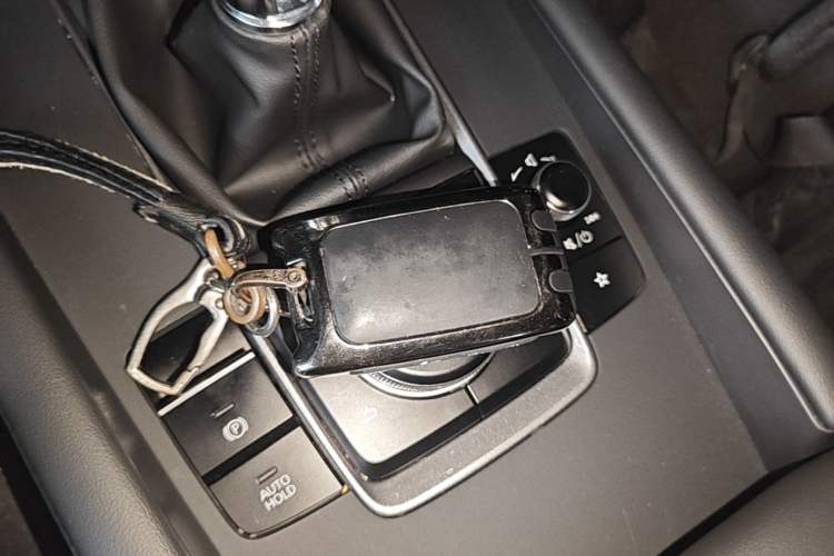 Used Mazda 3 Axela 2021 1.5L Manual ZhiMei Edition Vehicle Key