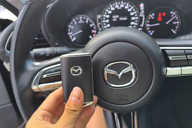 Used Mazda 3 Axela 2021 2.0L Automatic Zhiya Edition Vehicle Key