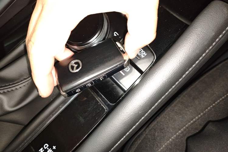 Used Mazda 3 Axela 2021 2.0L Automatic ZhiXuan Edition Vehicle Key