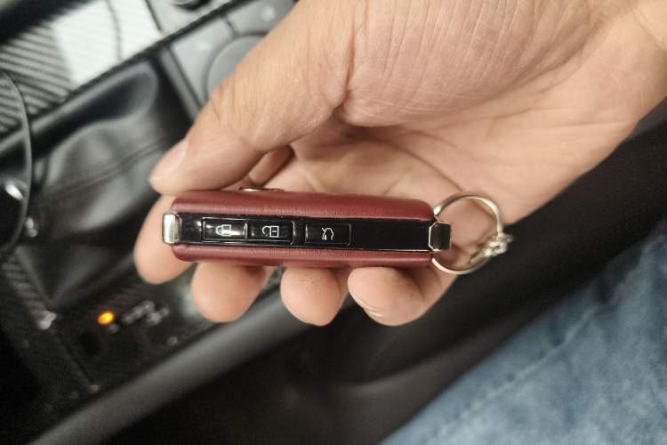 Used Mazda 3 Axela 2021 2.0L Automatic Zhi Rui Edition Vehicle Key