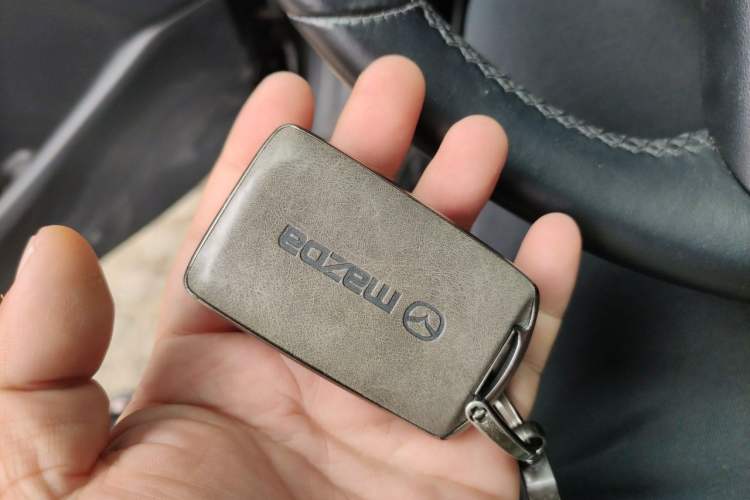 Used Mazda 3 Axela 2021 2.0L Automatic Zhi Rui Edition Vehicle Key