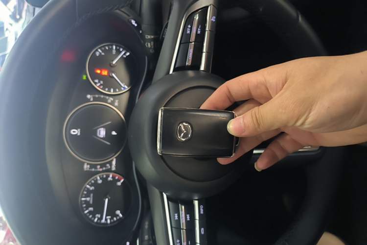 Used Mazda 3 Axela 2021 2.0L Automatic ZhiXuan Edition Vehicle Key