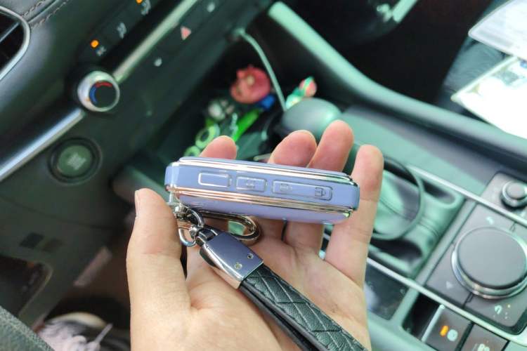 Used Mazda 3 Axela 2021 2.0L Automatic Zhiqing Edition Vehicle Key