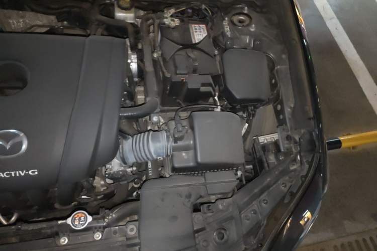 Used Mazda 3 Axela 2021 2.0L Automatic Zhiyao Edition Engine Bay Left
