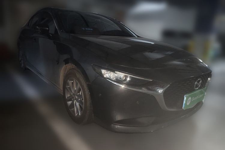 Used Mazda 3 Axela 2021 2.0L Automatic Zhiqing Edition Front Right 45 Deg