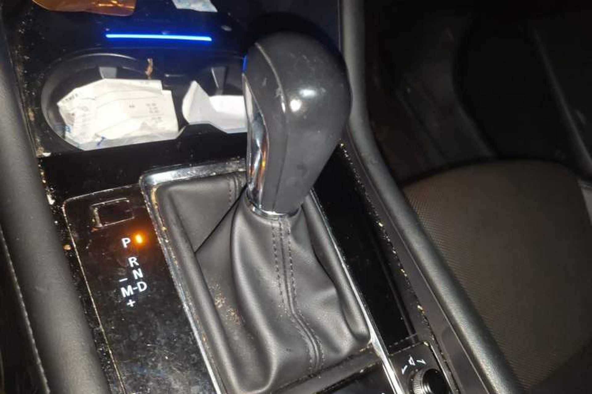 Used Mazda 3 Axela 2021 2.0L Automatic Zhiyao Edition Gear Lever