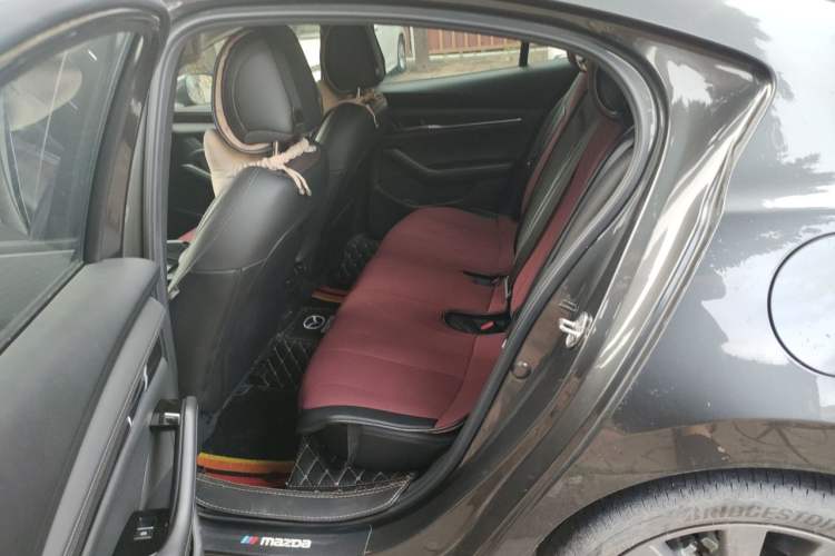 Used Mazda 3 Axela 2021 2.0L Automatic Zhiya Edition Left Rear Seat