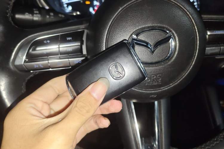 Used Mazda 3 Axela 2021 2.0L Automatic Zhiyao Edition Vehicle Key