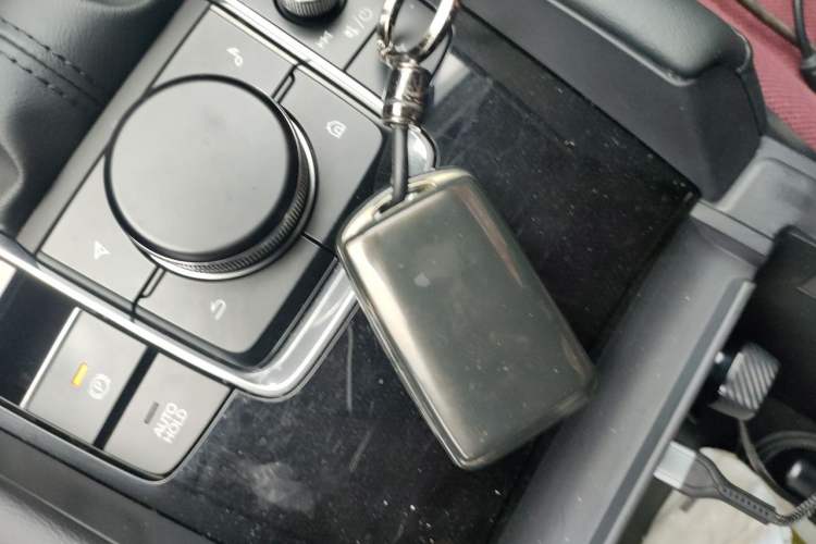 Used Mazda 3 Axela 2021 2.0L Automatic Zhiya Edition Vehicle Key