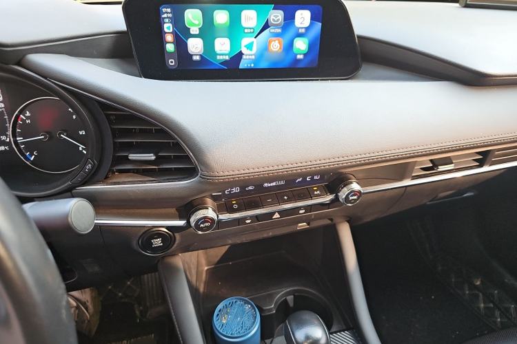 Used Mazda 3 Axela 2021 2.0L Automatic Zhiyao Edition Audio And AC Panel