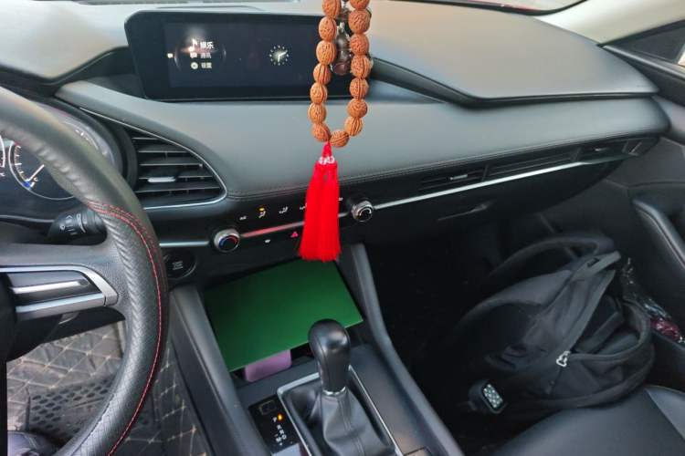 Used Mazda 3 Axela 2021 2.0L Automatic Zhiqing Edition Audio And AC Panel