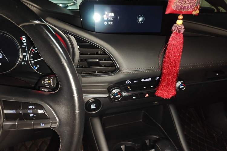 Used Mazda 3 Axela 2021 2.0L Automatic Zhiyao Edition Audio And AC Panel